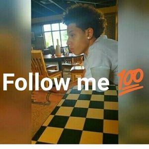 Meet your Posher, Aaron